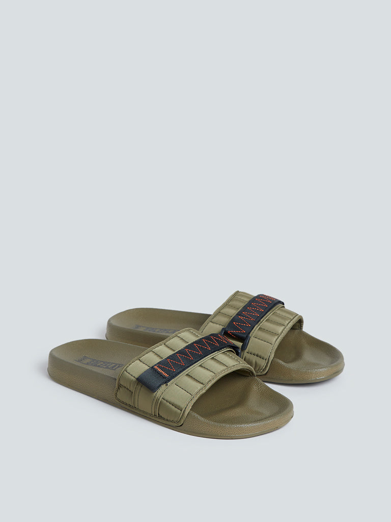 SOLEPLAY Dark Olive Panel Detailed Slides